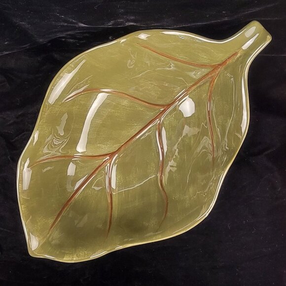Vintage Home Trends "Tahitian Leaf" XL Serving Bowl - Picture 12 of 16
